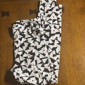 LuLaRoe OS Women’s Black and White Airplane Leggings